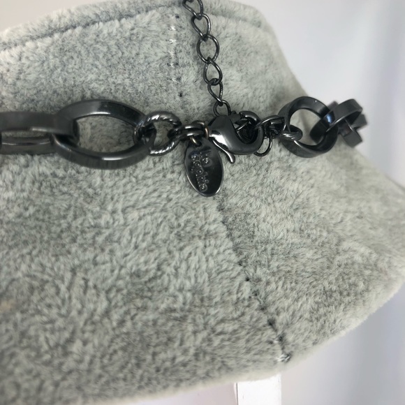 ⛱️ Lia Sophia Long Necklace 36” - Picture 5 of 5